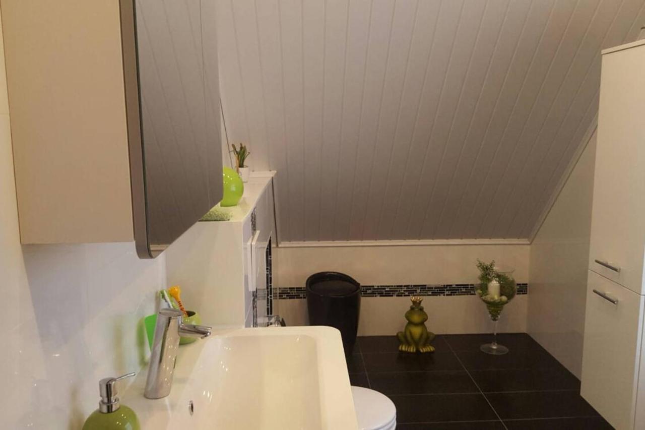 Ferienwohnung 5 Minutes From The Fair Hannover Exterior foto