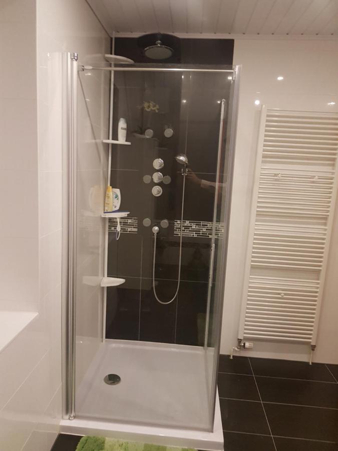 Ferienwohnung 5 Minutes From The Fair Hannover Exterior foto